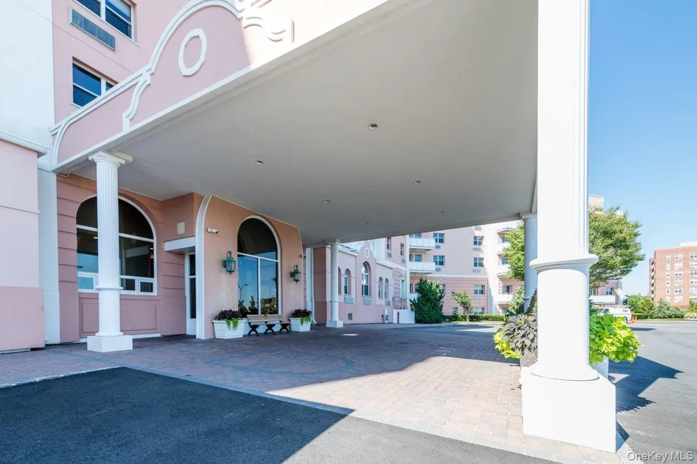 2 Richmond Road #5E Lido Beach, NY 11561