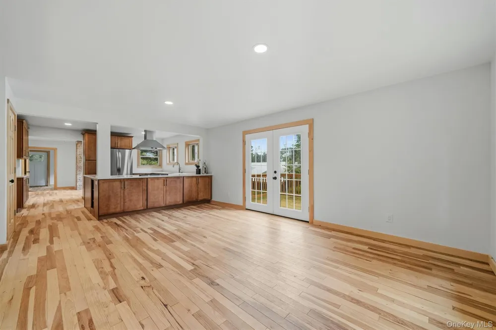 71 Oak Street Narrowsburg, NY 12764