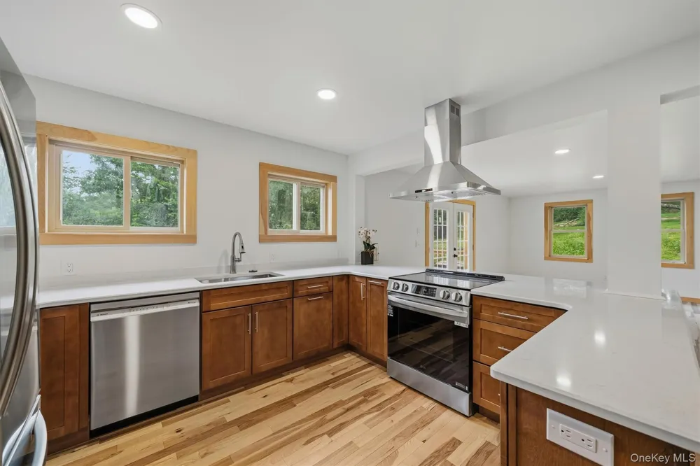 71 Oak Street Narrowsburg, NY 12764