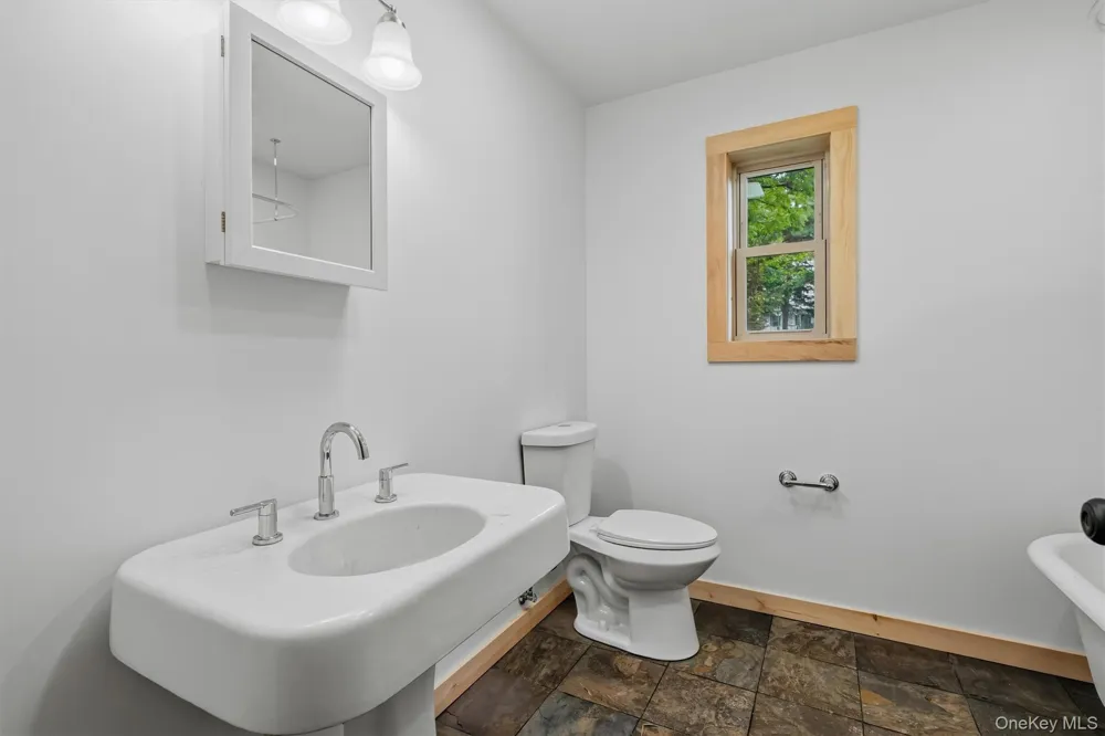 71 Oak Street Narrowsburg, NY 12764