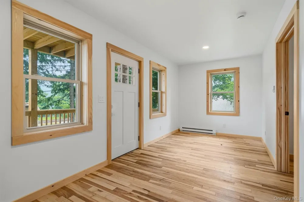 71 Oak Street Narrowsburg, NY 12764