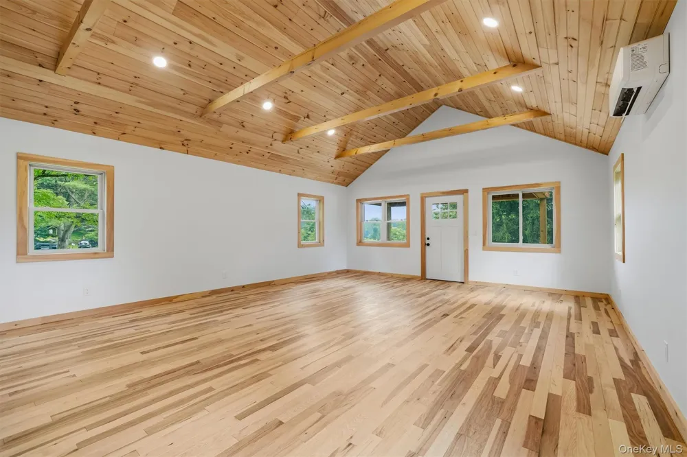 71 Oak Street Narrowsburg, NY 12764