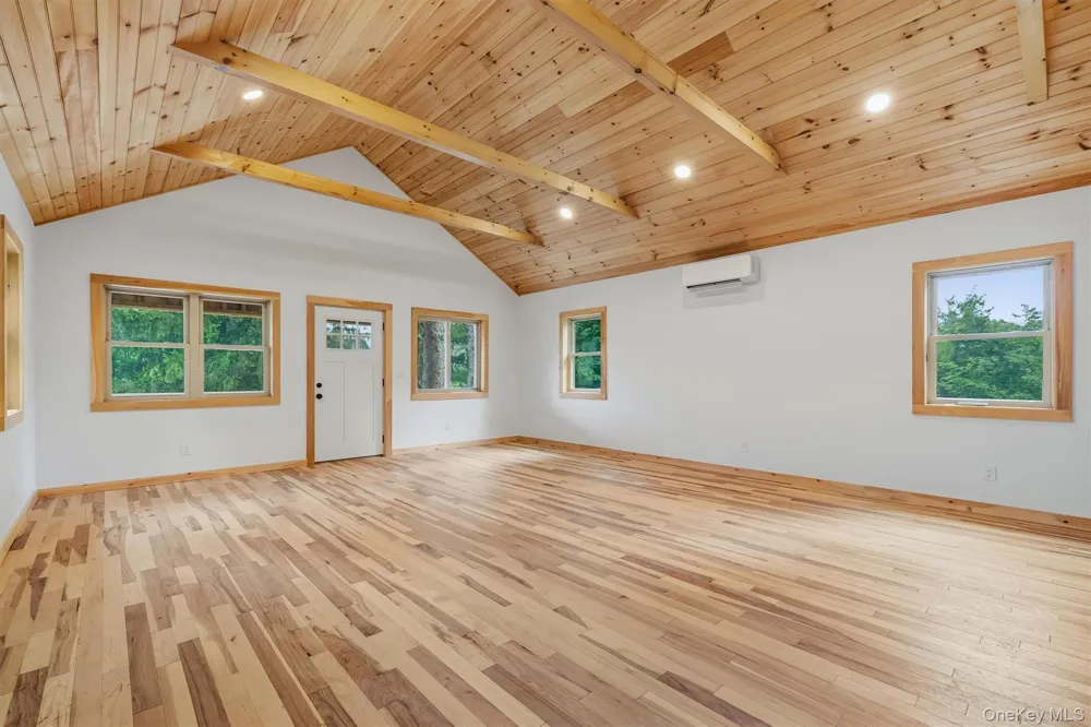 71 Oak Street Narrowsburg, NY 12764