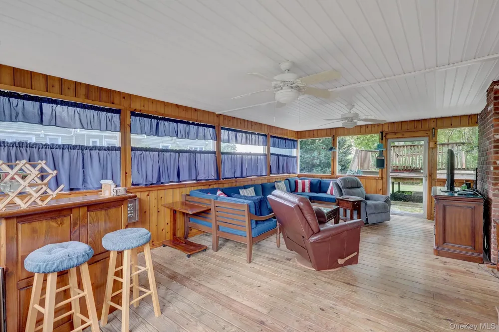 41 Main Avenue Mastic, NY 11950