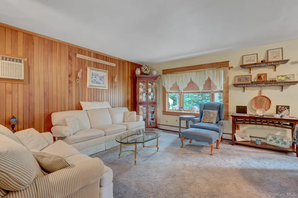 41 Main Avenue Mastic, NY 11950