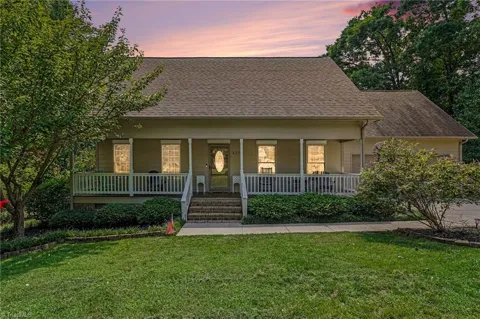 433 Northampton Drive