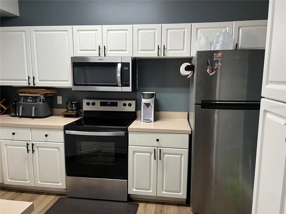 5566 METROWEST BOULEVARD #301 Orlando, FL 32811
