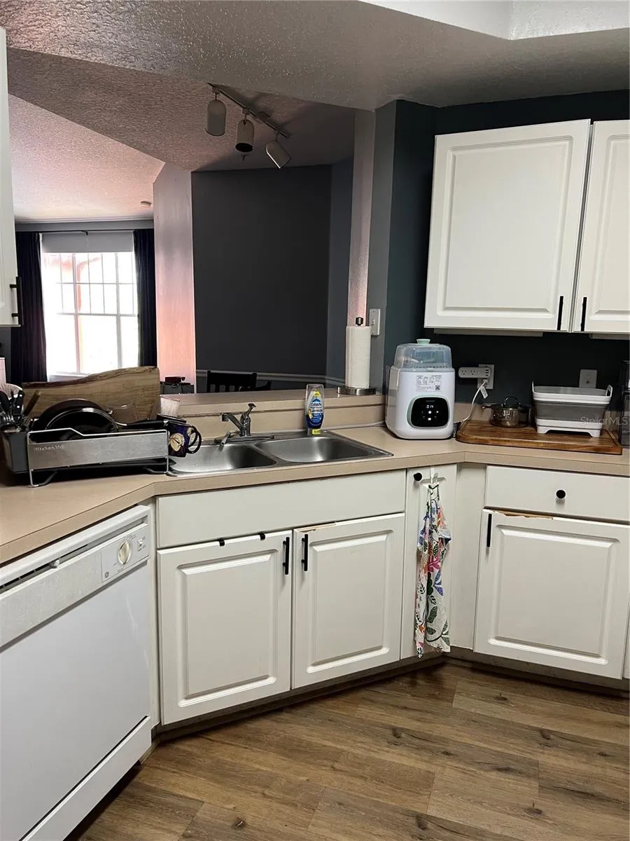 5566 METROWEST BOULEVARD #301 Orlando, FL 32811