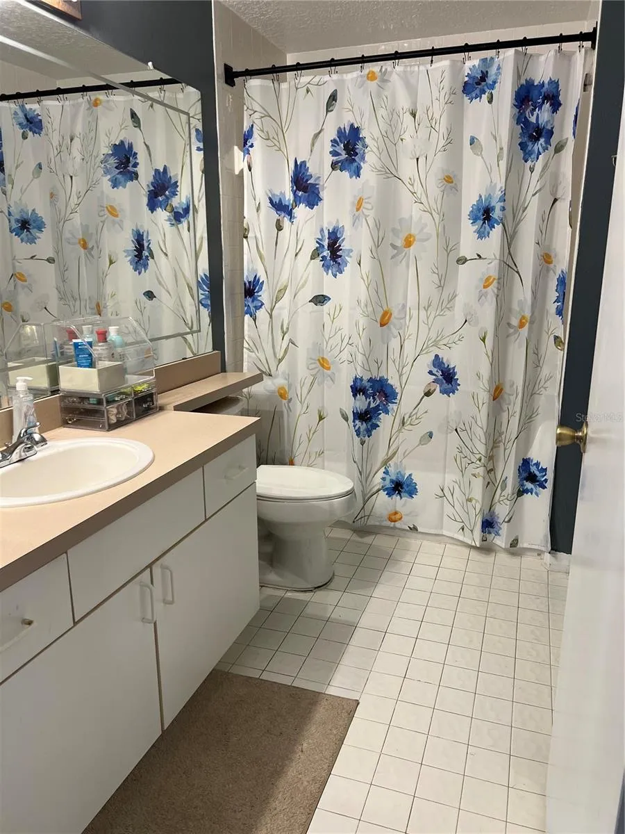 5566 METROWEST BOULEVARD #301 Orlando, FL 32811