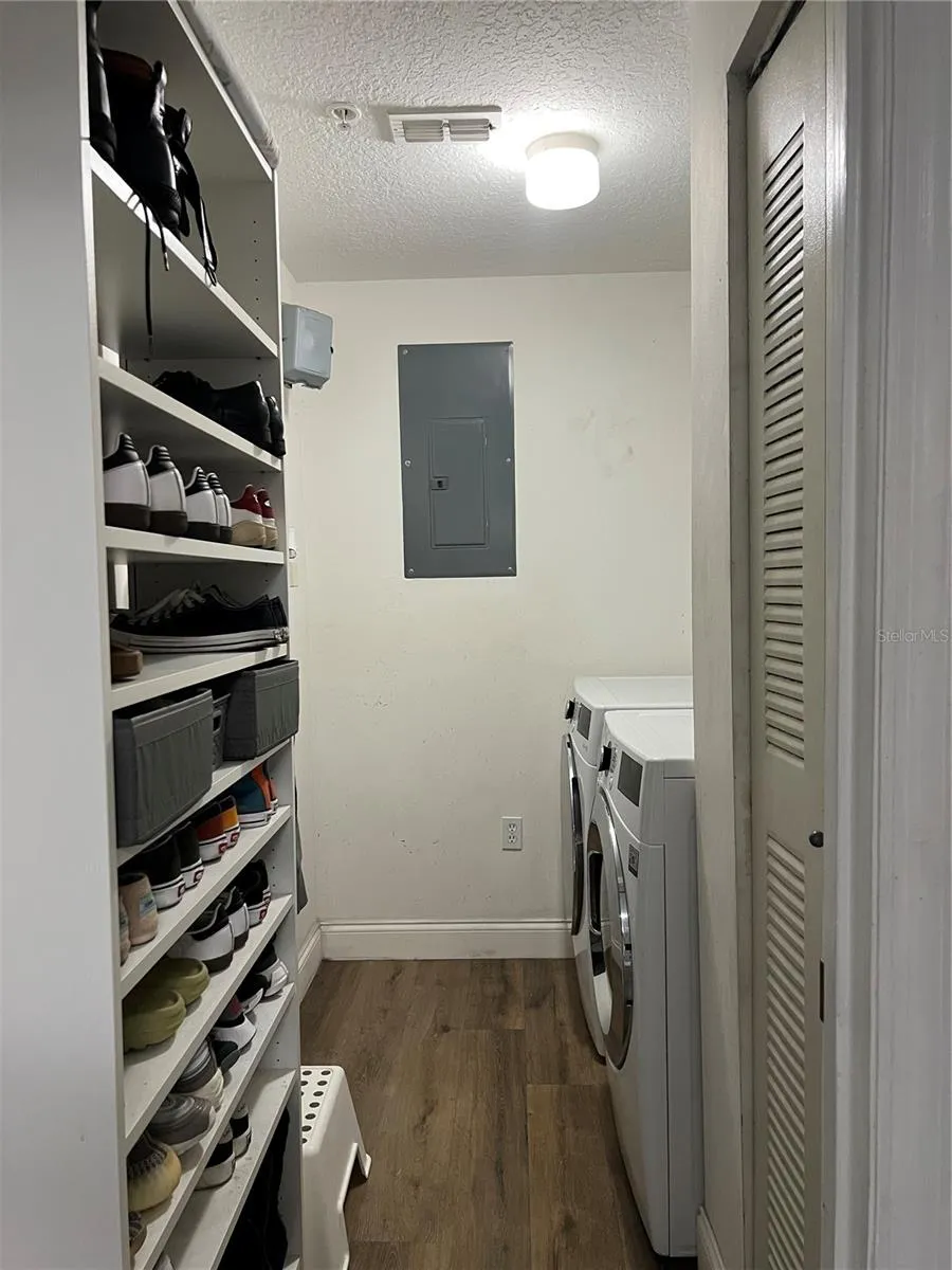 5566 METROWEST BOULEVARD #301 Orlando, FL 32811