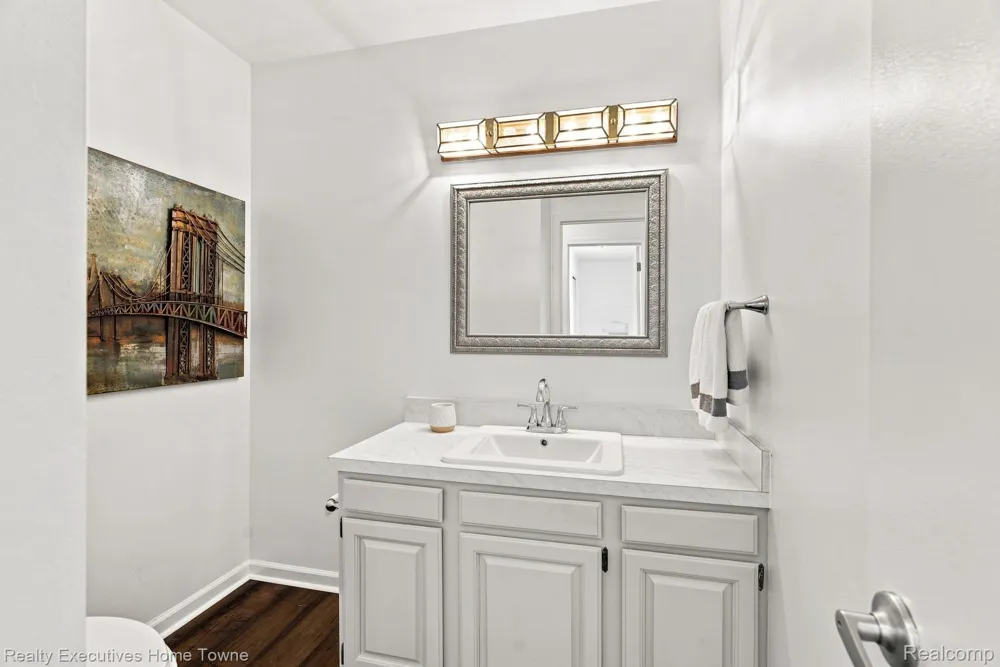 2900 Woodstock Circle Port Huron City, MI 48060