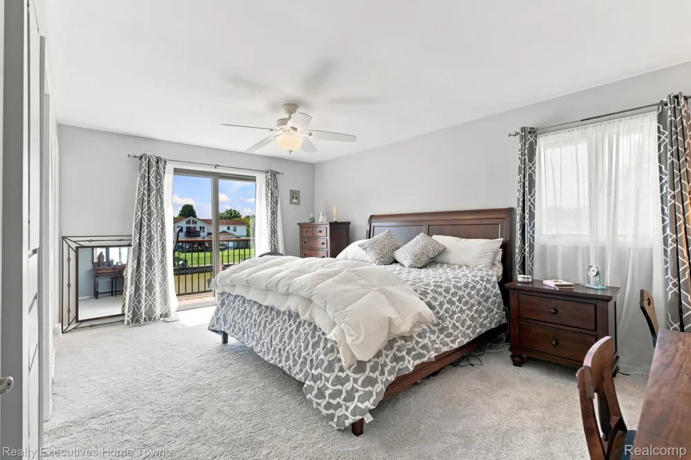 2900 Woodstock Circle Port Huron City, MI 48060
