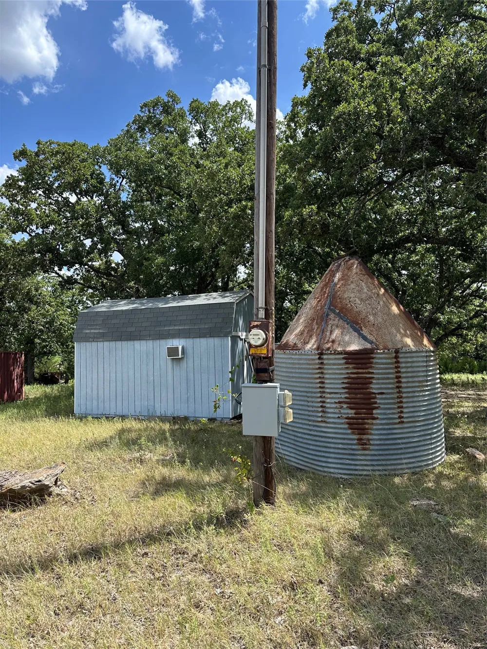 Well Service Road Bowie, TX 76230