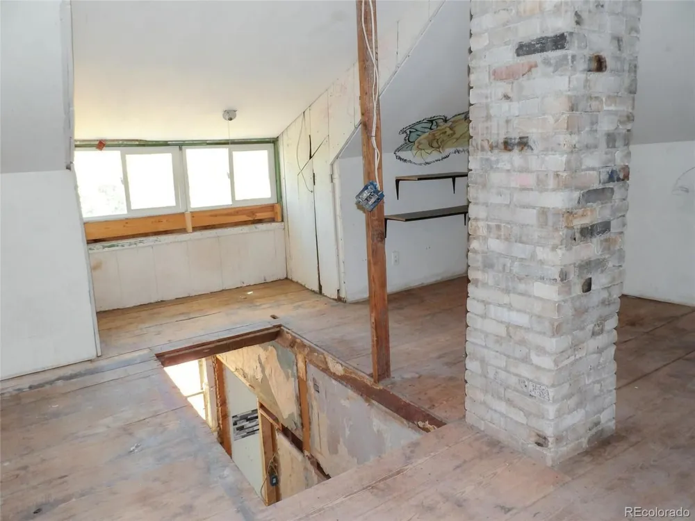 1237 9th Street Las Animas, CO 81054