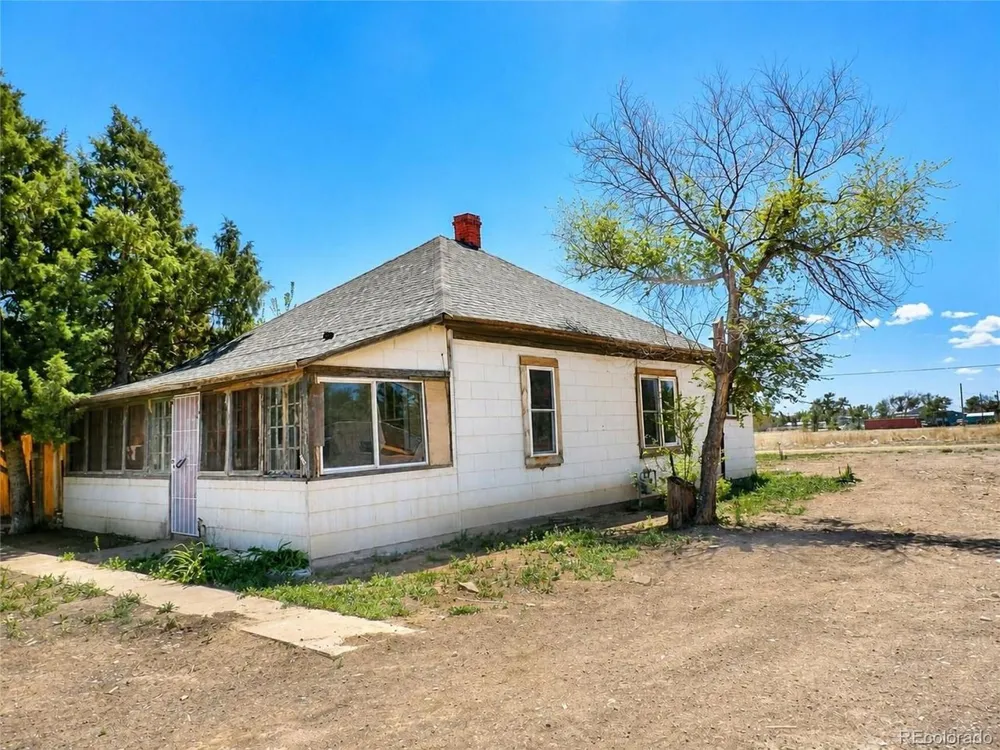 1237 9th Street Las Animas, CO 81054