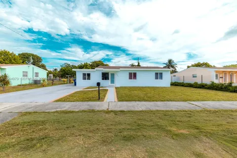 3331 NW 177th Ter