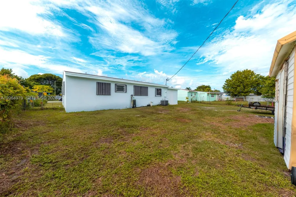 3331 NW 177th Ter Miami Gardens, FL 33056