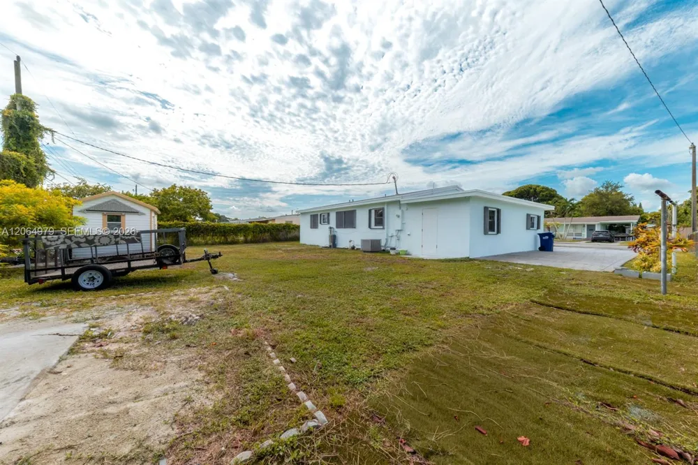3331 NW 177th Ter Miami Gardens, FL 33056