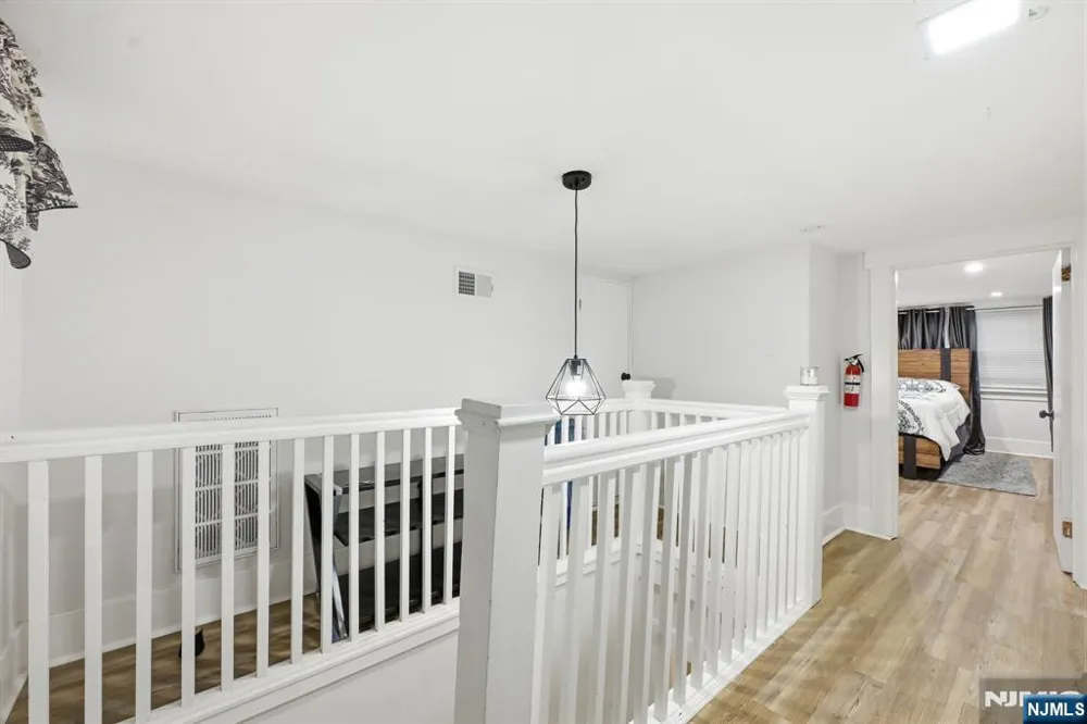 570-572 11th Avenue Paterson, NJ 07514