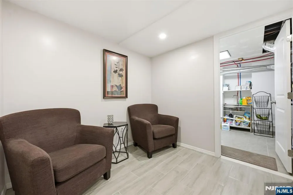 570-572 11th Avenue Paterson, NJ 07514