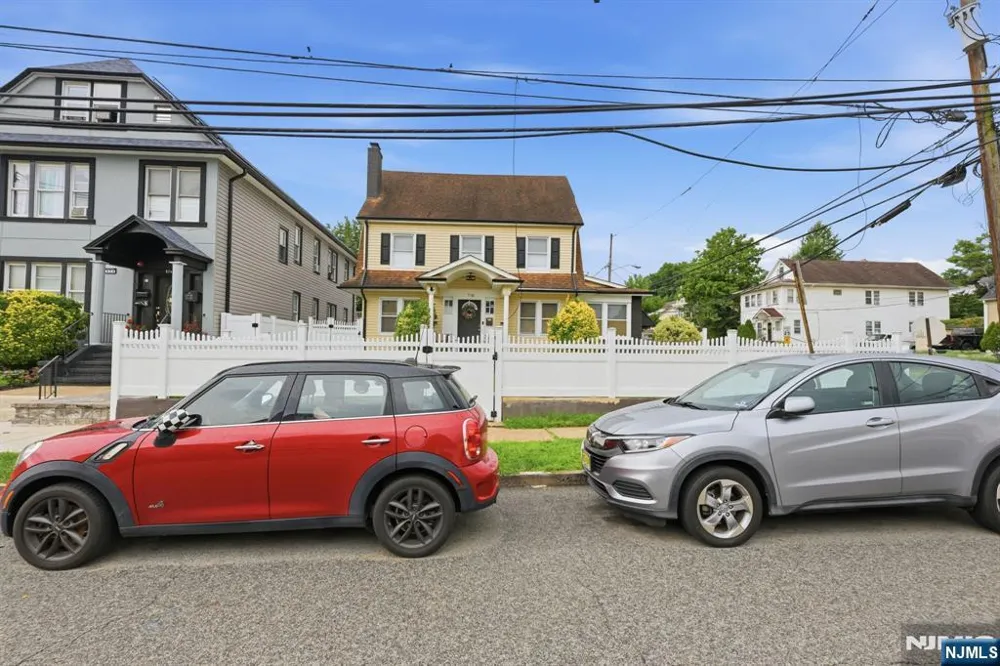 570-572 11th Avenue Paterson, NJ 07514
