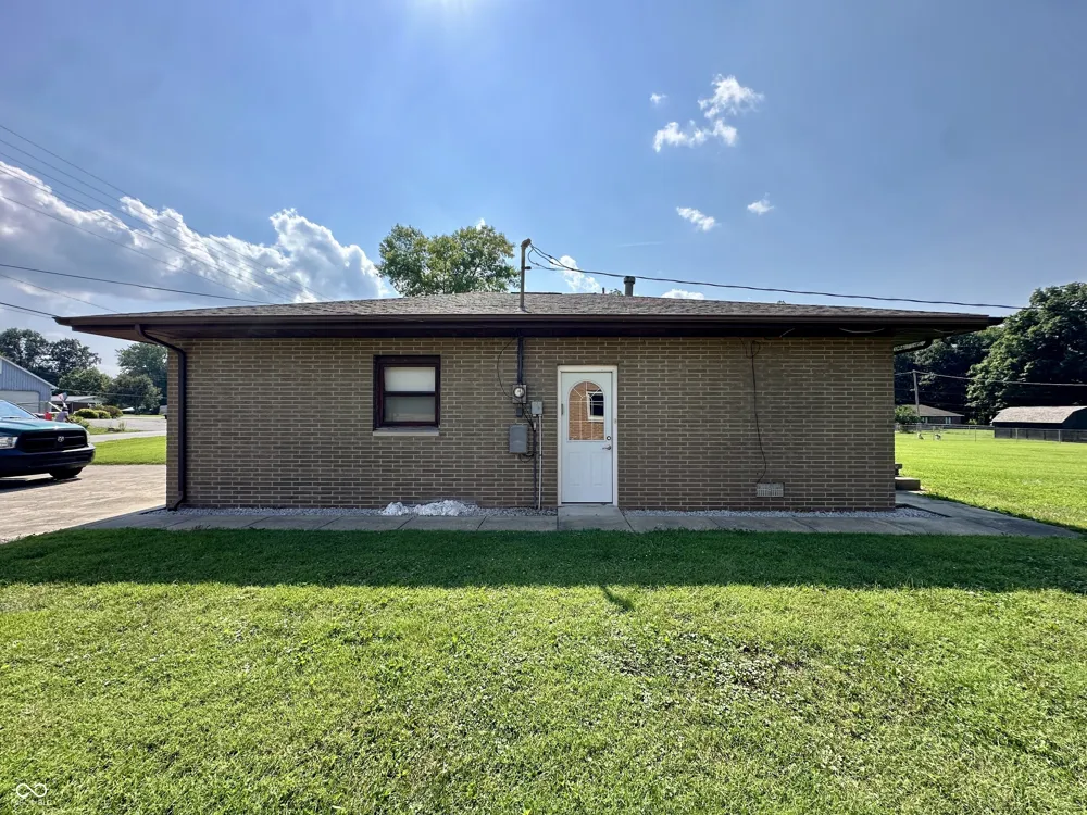 106 W Anderson Street Rockville, IN 47872