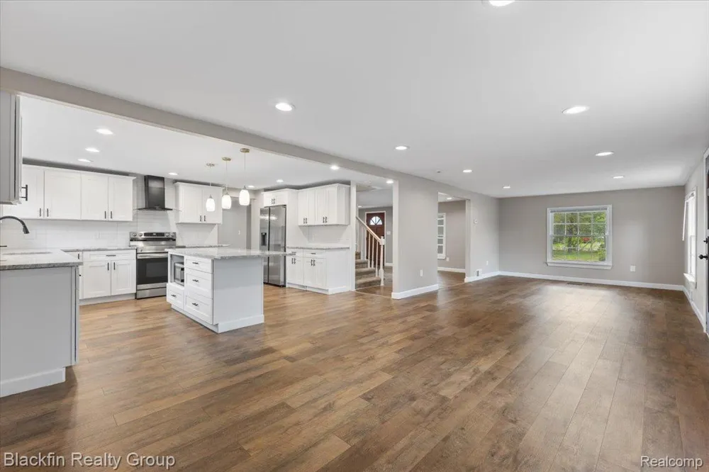 1415 John R Road Rochester Hills City, MI 48307