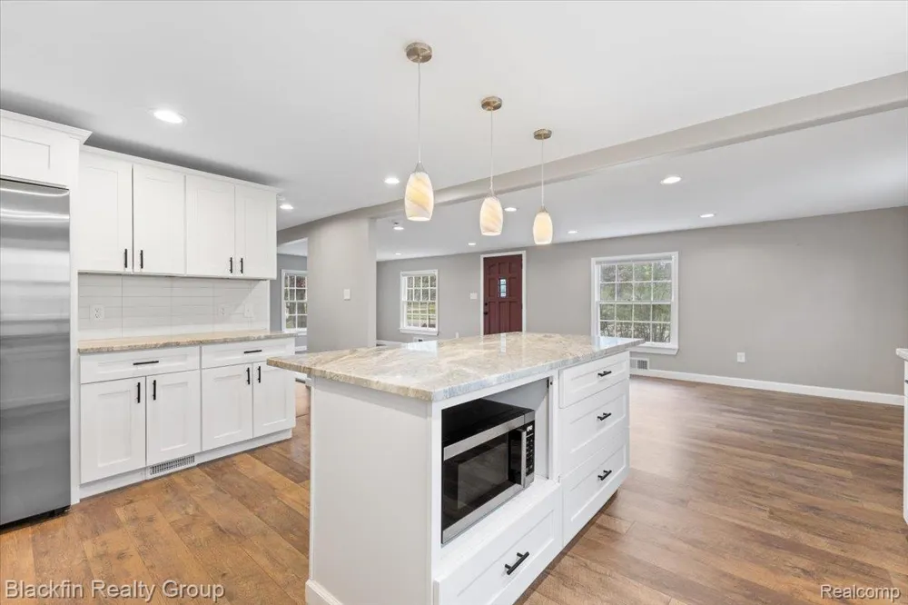 1415 John R Road Rochester Hills City, MI 48307