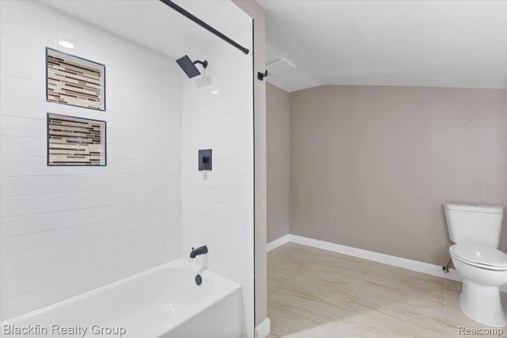 1415 John R Road Rochester Hills City, MI 48307