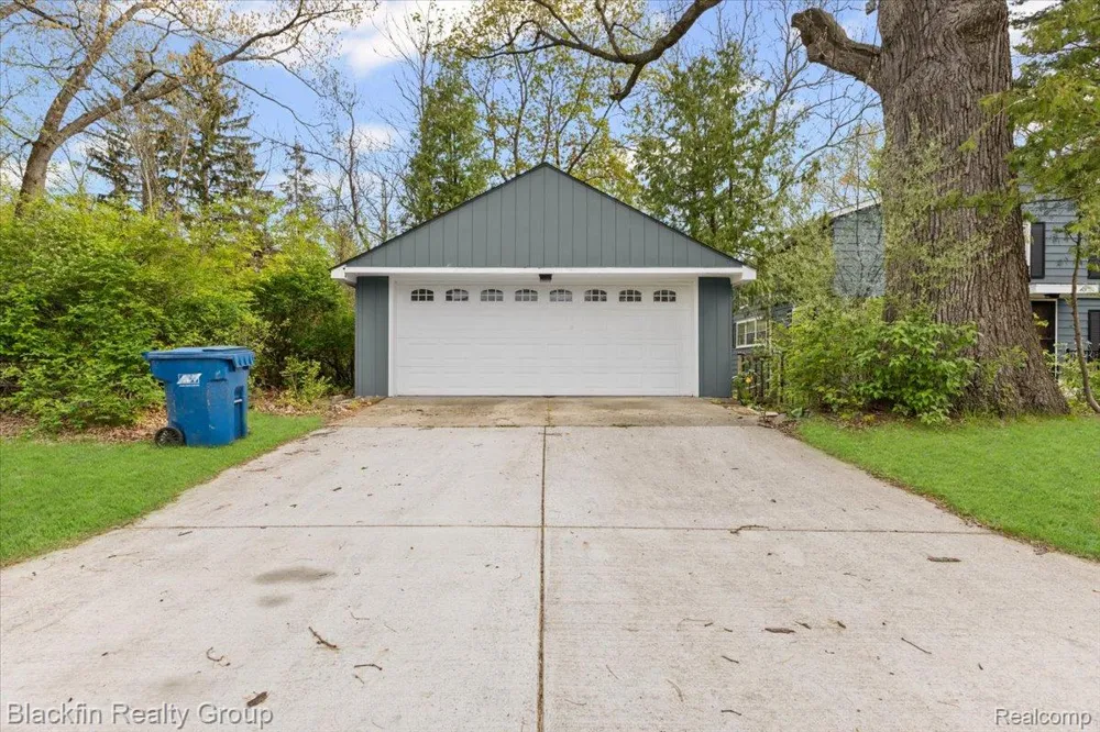 1415 John R Road Rochester Hills City, MI 48307