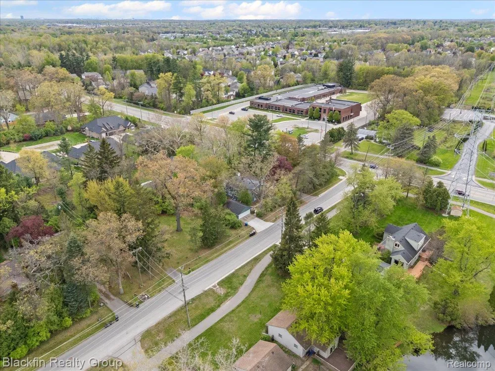 1415 John R Road Rochester Hills City, MI 48307