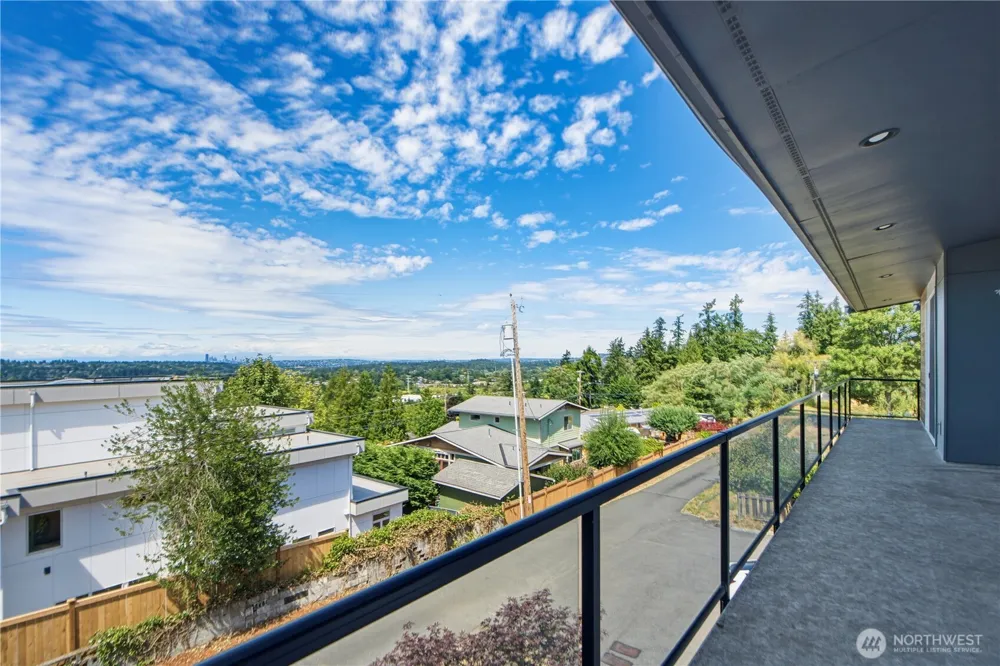 4282 131st Place SE Bellevue, WA 98006