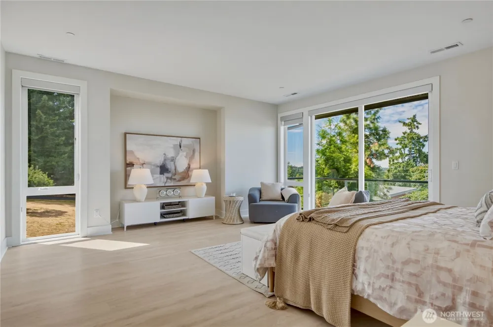 4282 131st Place SE Bellevue, WA 98006