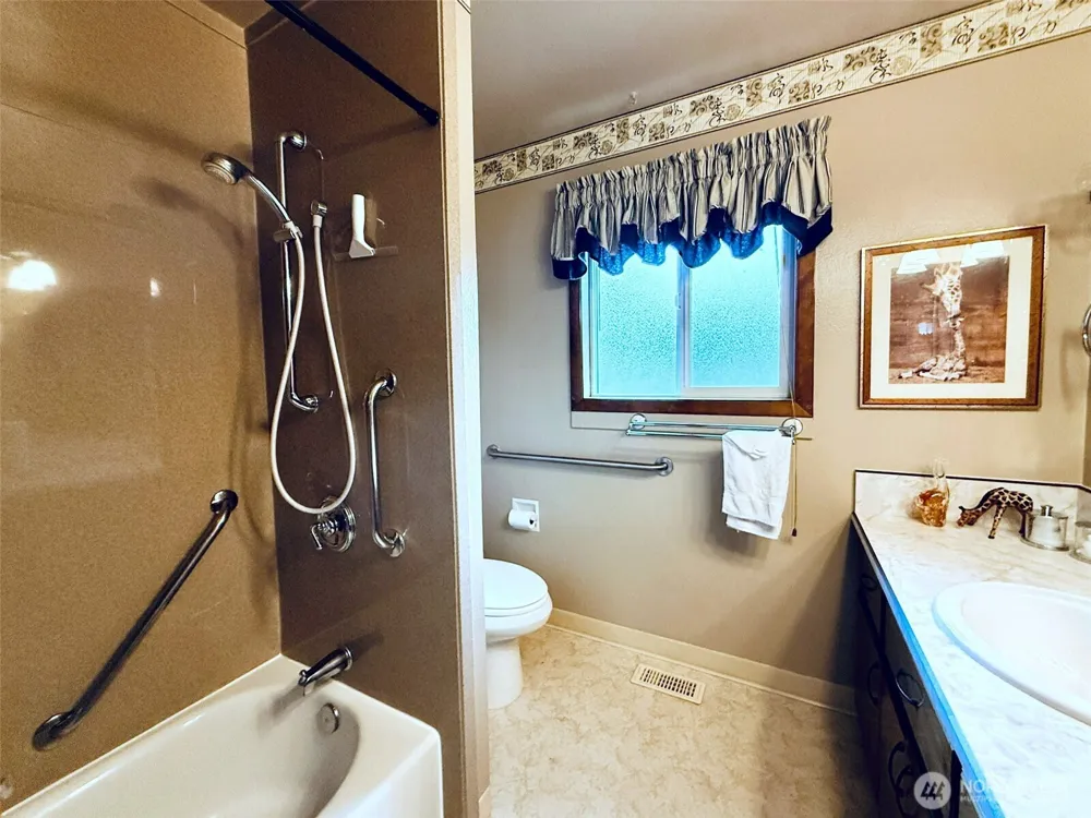 8601 NE 57th Street Vancouver, WA 98662