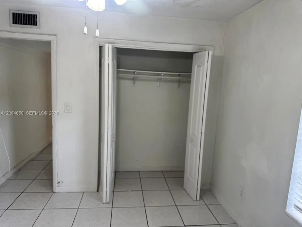 11 SW 32nd Ave #4 Miami, FL 33135