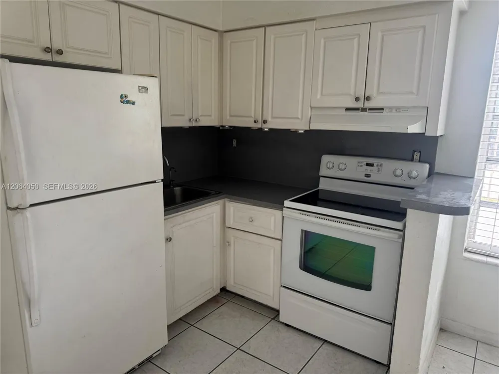 11 SW 32nd Ave #4 Miami, FL 33135