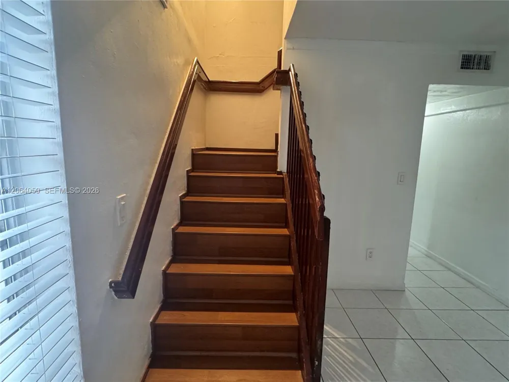 11 SW 32nd Ave #4 Miami, FL 33135