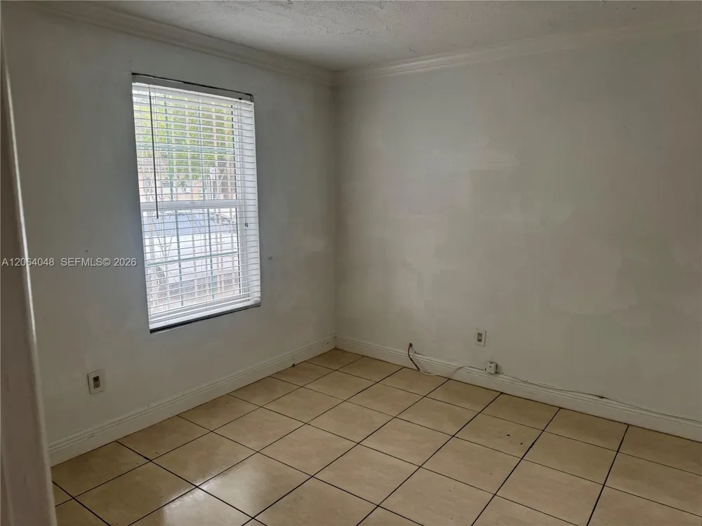 11 SW 32nd Ave #1 Miami, FL 33135