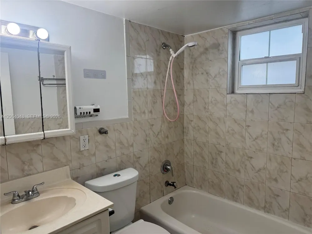 11 SW 32nd Ave #1 Miami, FL 33135