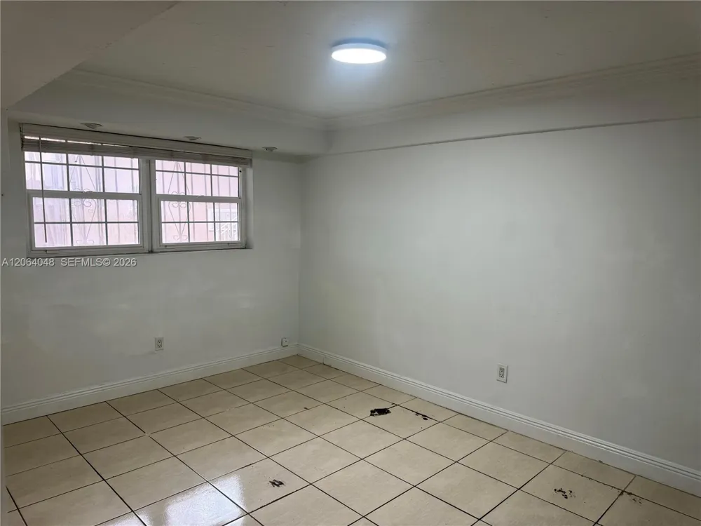 11 SW 32nd Ave #1 Miami, FL 33135