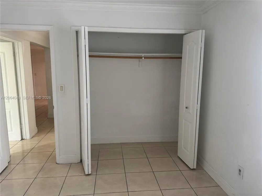 11 SW 32nd Ave #1 Miami, FL 33135