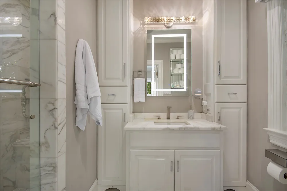 3210 Beverly Drive Highland Park, TX 75205