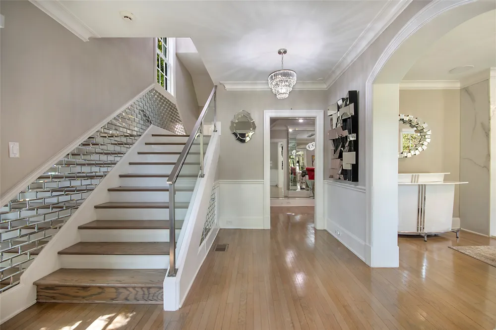 3210 Beverly Drive Highland Park, TX 75205