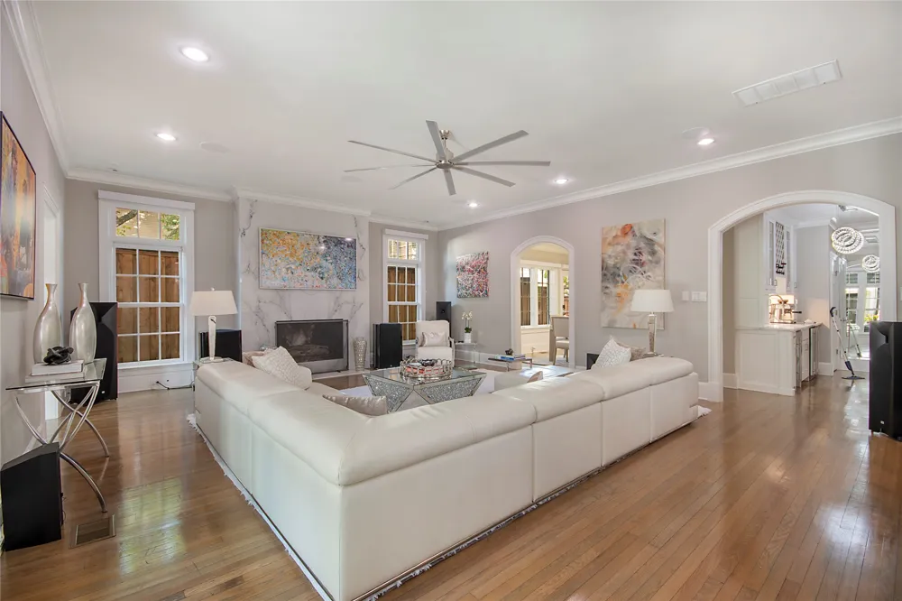 3210 Beverly Drive Highland Park, TX 75205