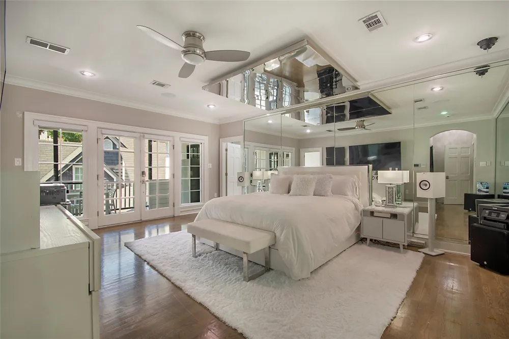 3210 Beverly Drive Highland Park, TX 75205
