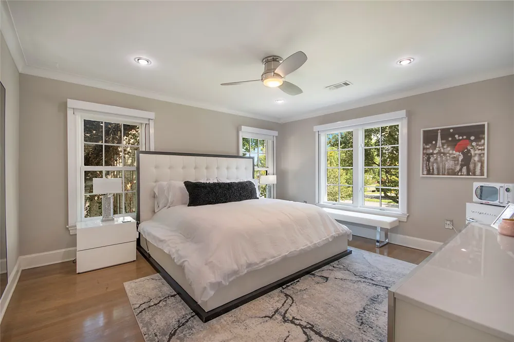 3210 Beverly Drive Highland Park, TX 75205