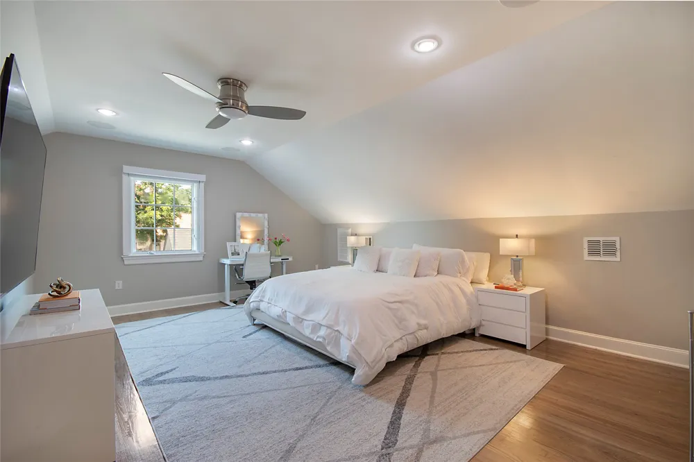 3210 Beverly Drive Highland Park, TX 75205