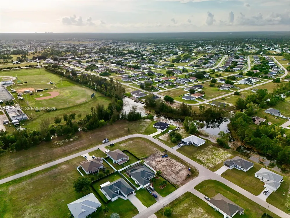 3829 NE 23RD AVE Cape Coral, FL 33909