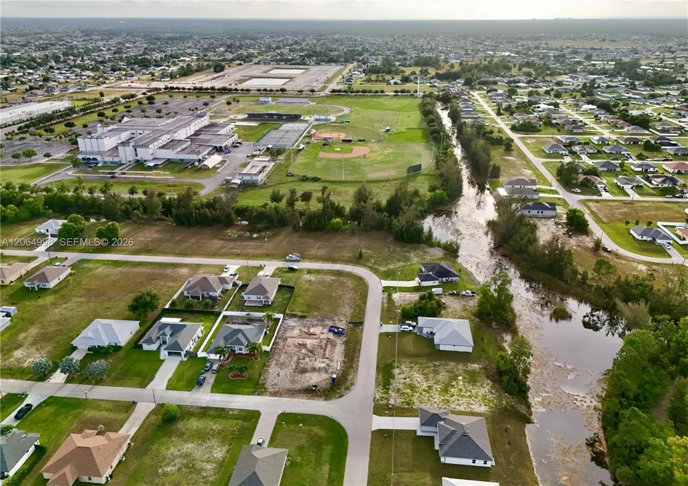 3829 NE 23RD AVE Cape Coral, FL 33909