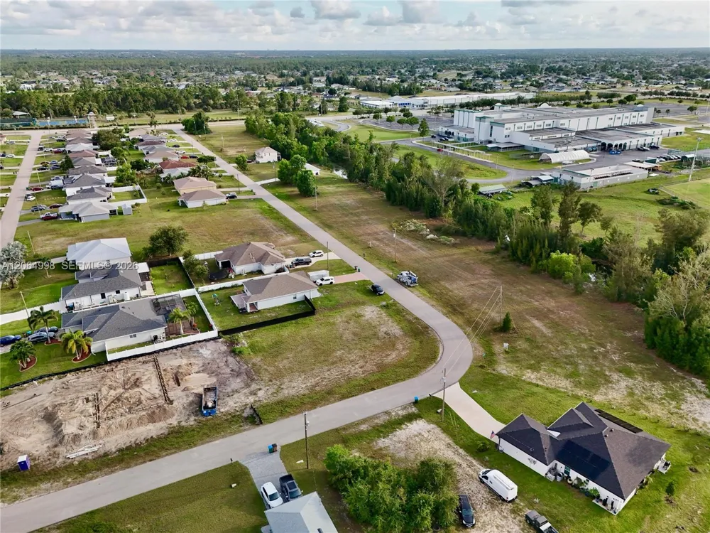 3829 NE 23RD AVE Cape Coral, FL 33909